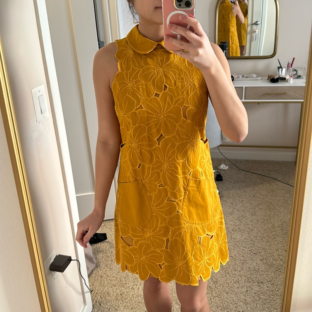 Floral shift dress with Peter Pan collar